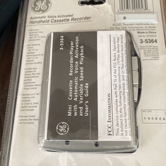 GE Automatic Voice Activated Handheld Cassette Recorder - Picture 4 of 8